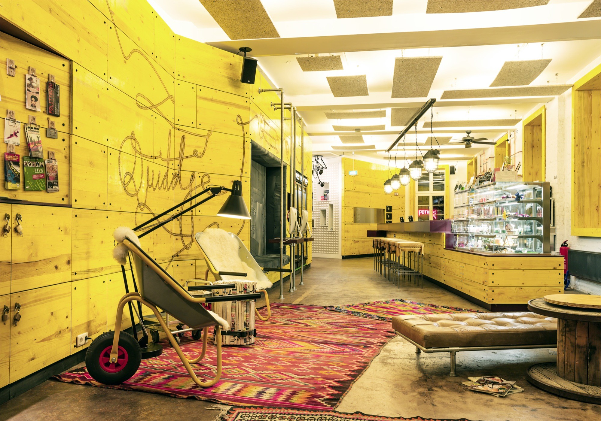 Fun brand alert: Superbude