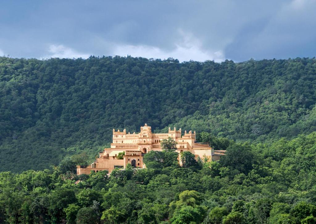 Just Opened: A 17th-Century Palace Reborn in the Forests of Khajuraho
